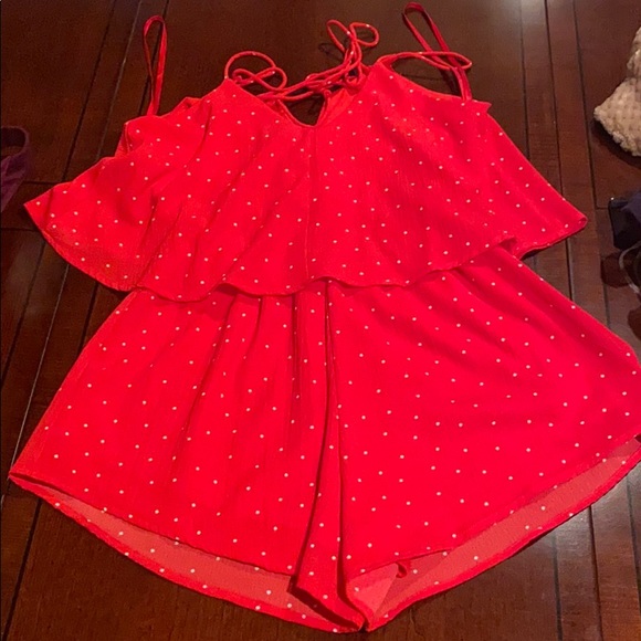 Red romper - Picture 2 of 4